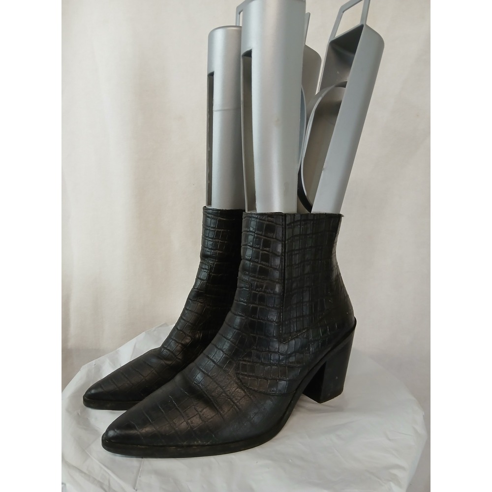 Blondo Black Croc Embossed Leather Waterproof Ankle Boots Pointed Toe 10M
